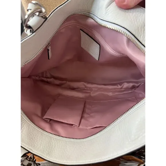 COACH White Leather Shoulder Bag 16485 w/ tag, tassel & charm EUC - Picture 10 of 11